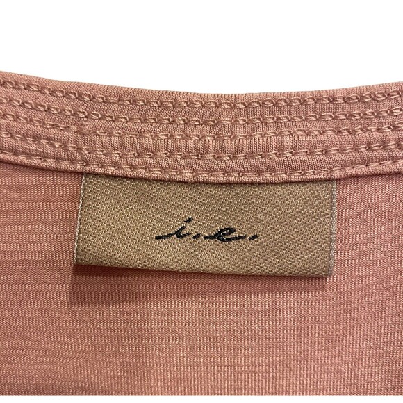 Bundle Of 2 Seamless Cap Sleeve Cami Crop Tops L NWT Rose And Tan Rayon/Spandex - Picture 4 of 15